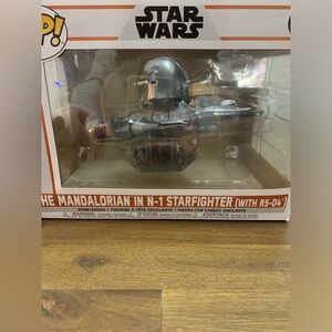 The Mandalorian in N-1 Starfighter FunkoPop
